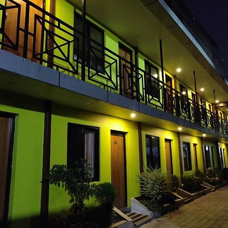 Hotel Dine & Dream Kathmandu Esterno foto