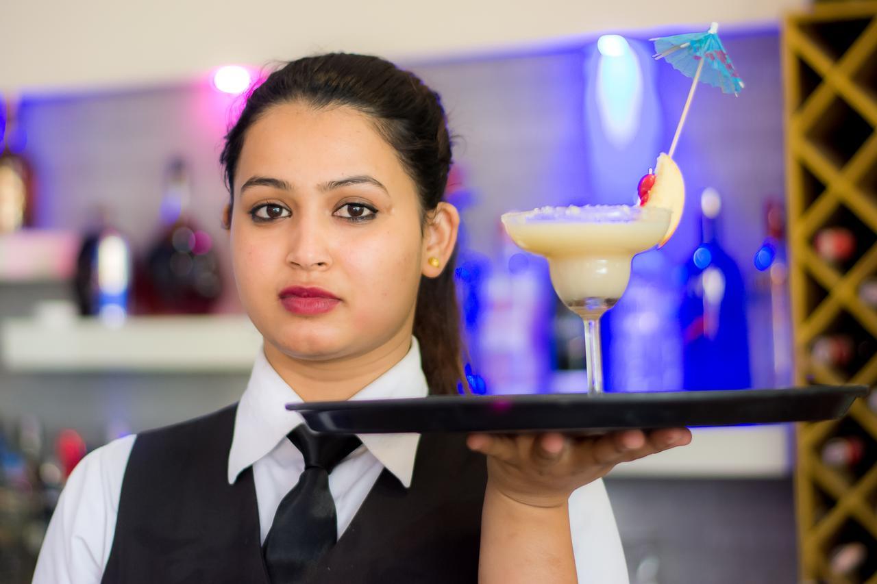 Hotel Dine & Dream Kathmandu Esterno foto
