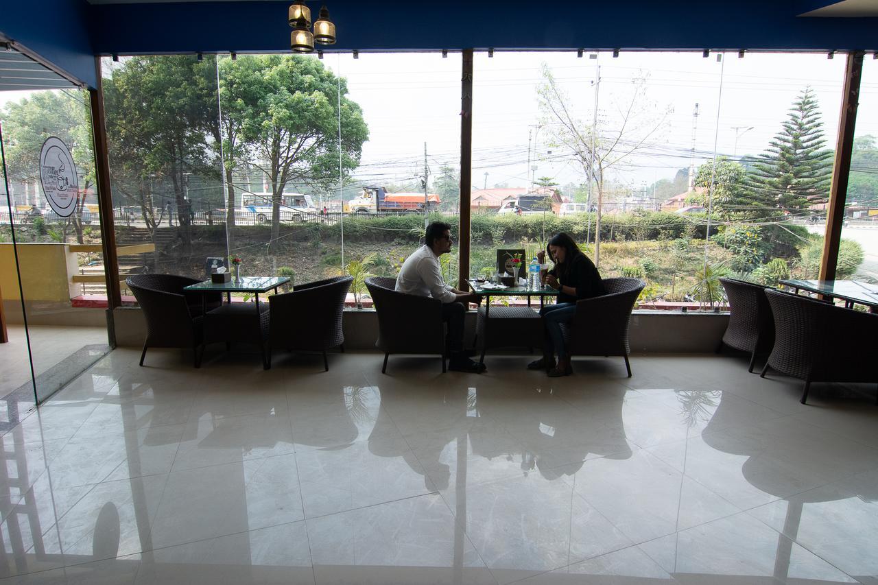 Hotel Dine & Dream Kathmandu Esterno foto